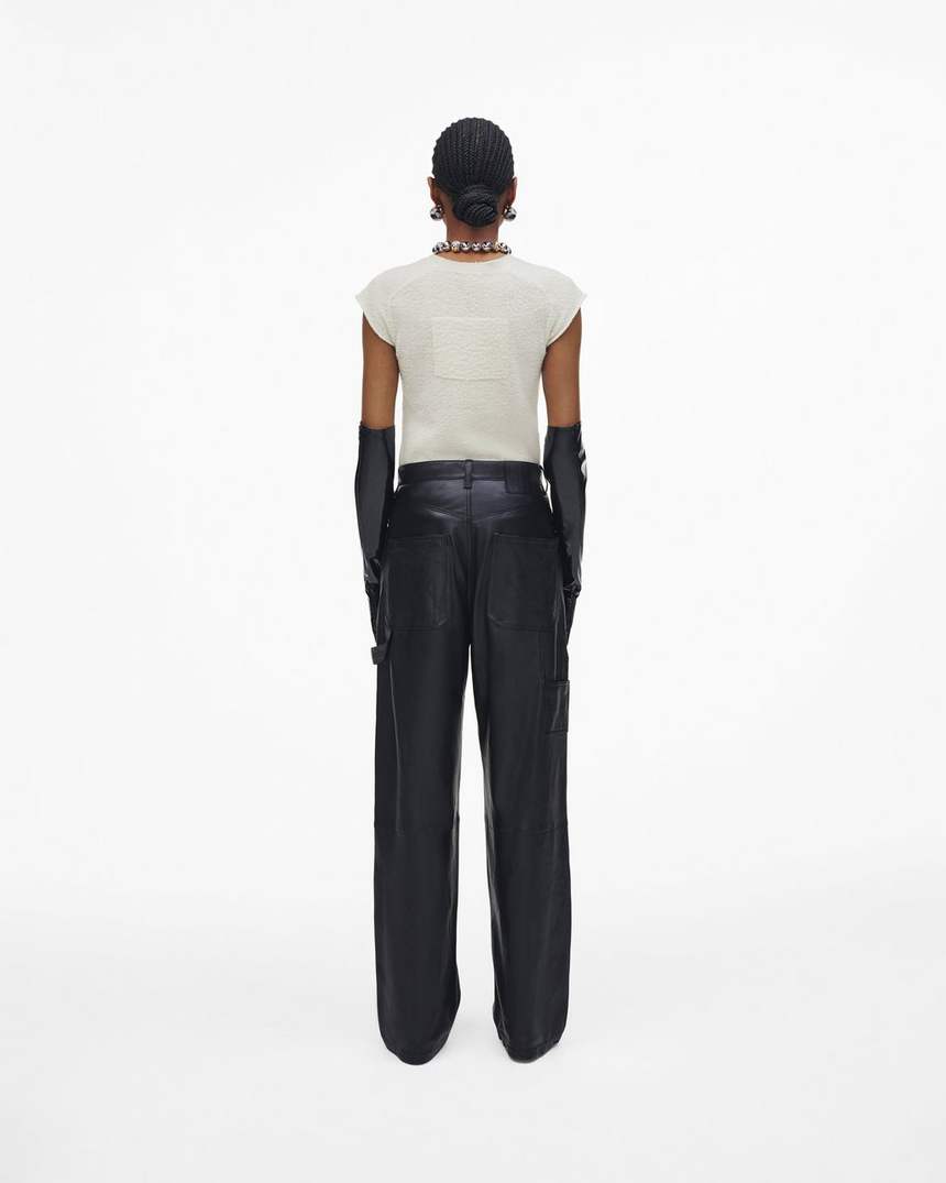 calça de couro oversized