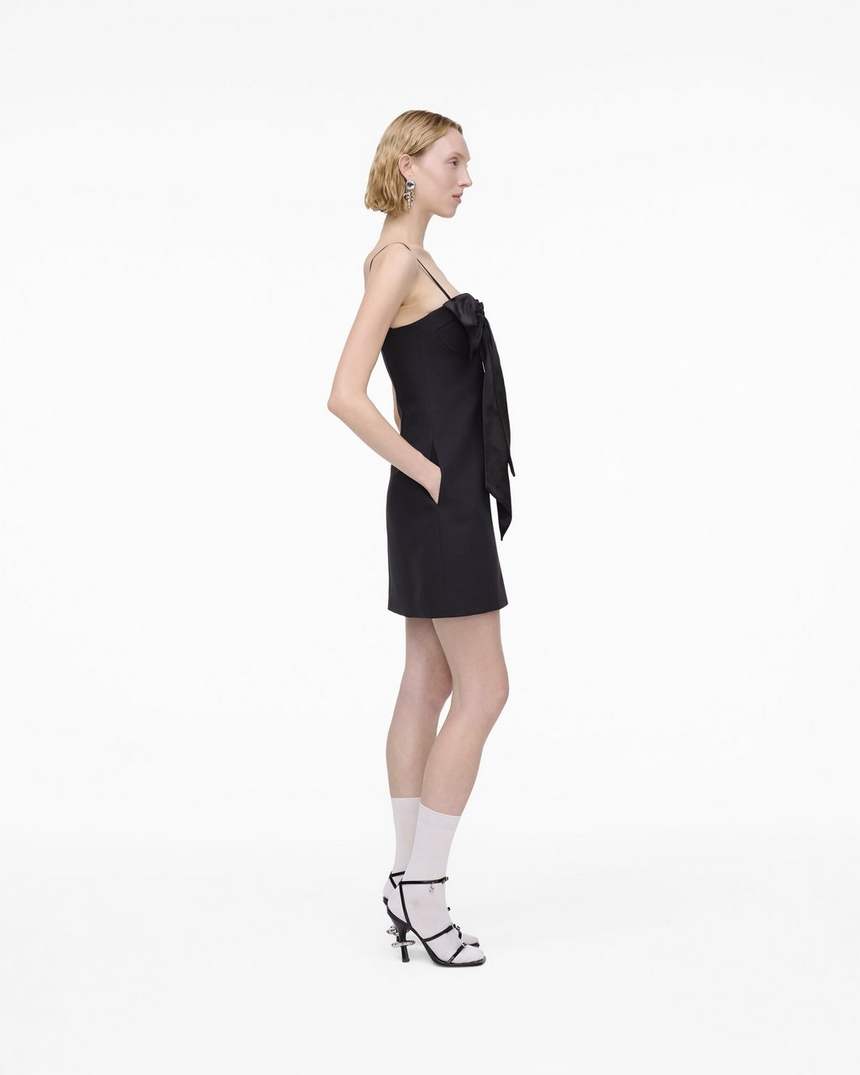 vestido com laço