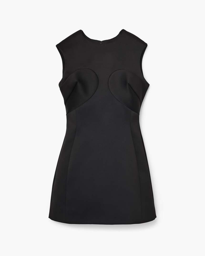 vestido de cetim com costuras