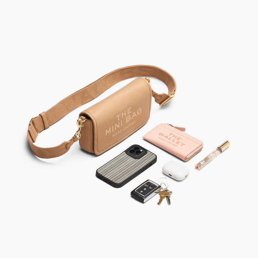 a mini bolsa de couro