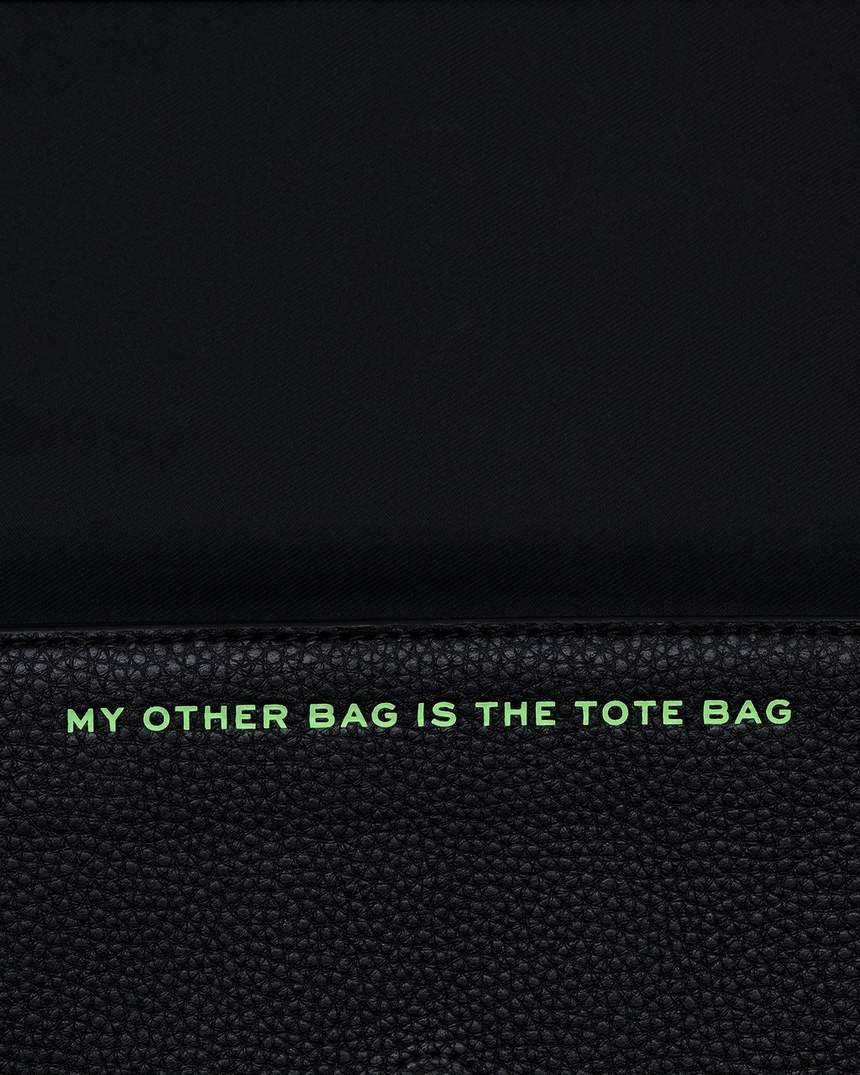 bolsa mini com adesivos