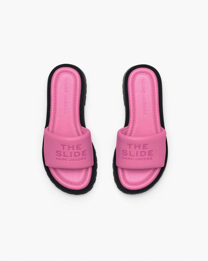 o chinelo com sola tratorada