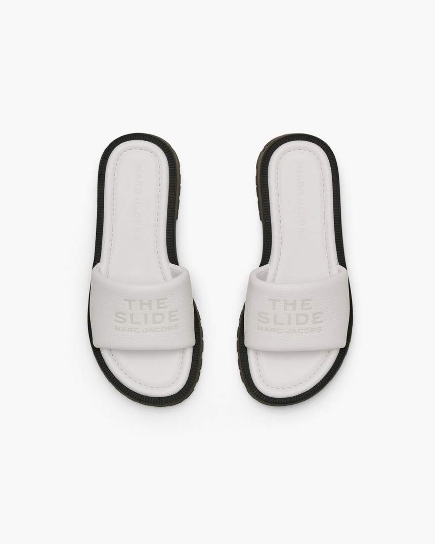 o chinelo com sola tratorada