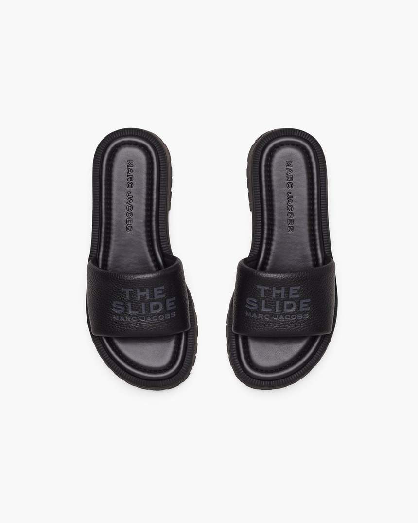 o chinelo com sola tratorada