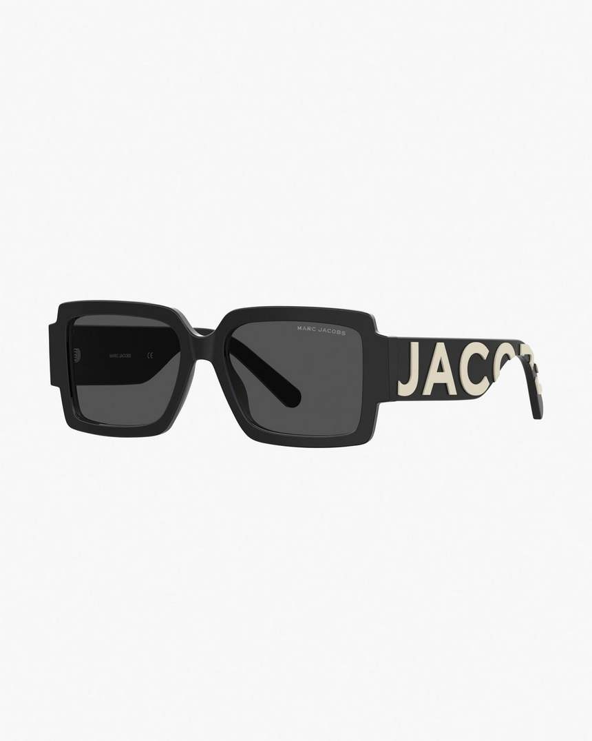 óculos de sol quadrados com logo ousado da marc jacobs