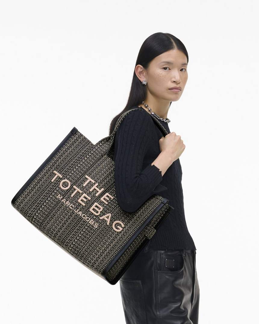 bolsa tote grande com estampa jacquard monogramada