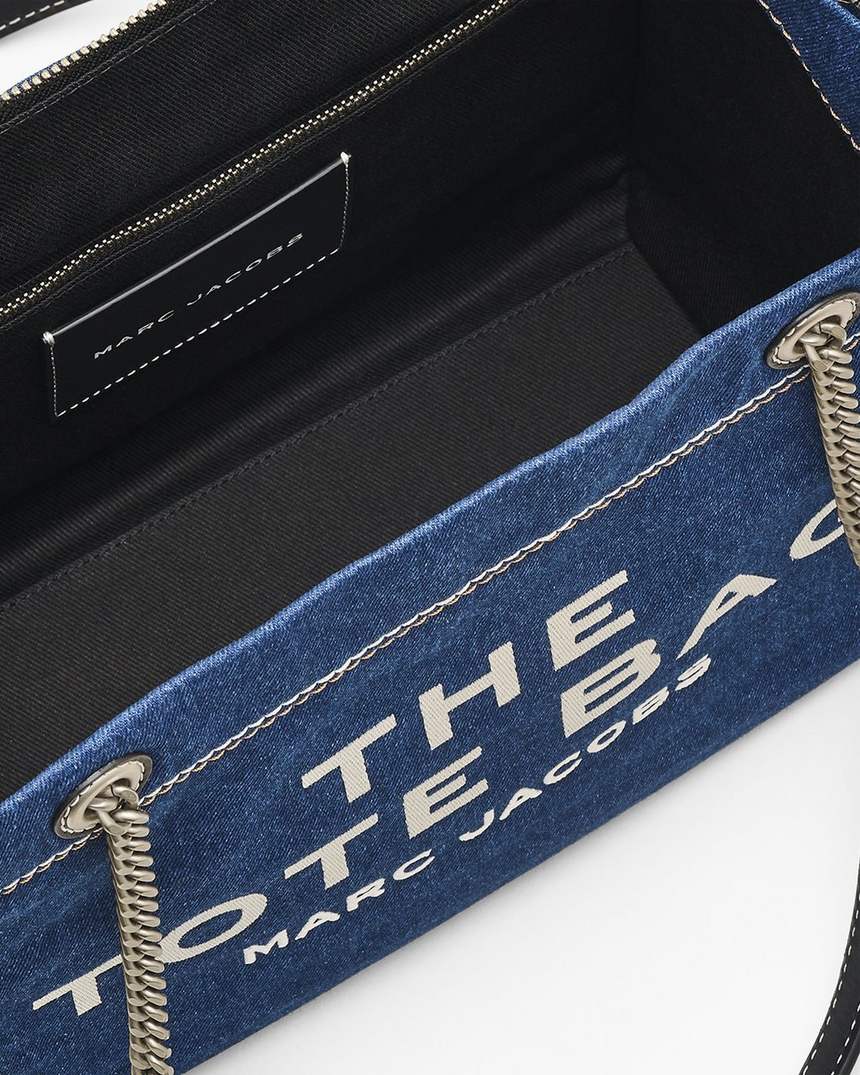 bolsa tote média com corrente em jeans
