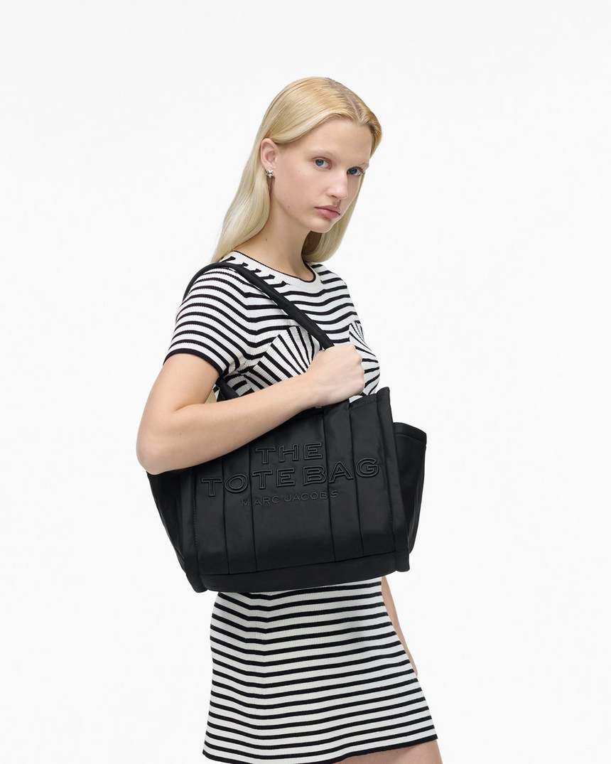 bolsa tote média de nylon acolchoado