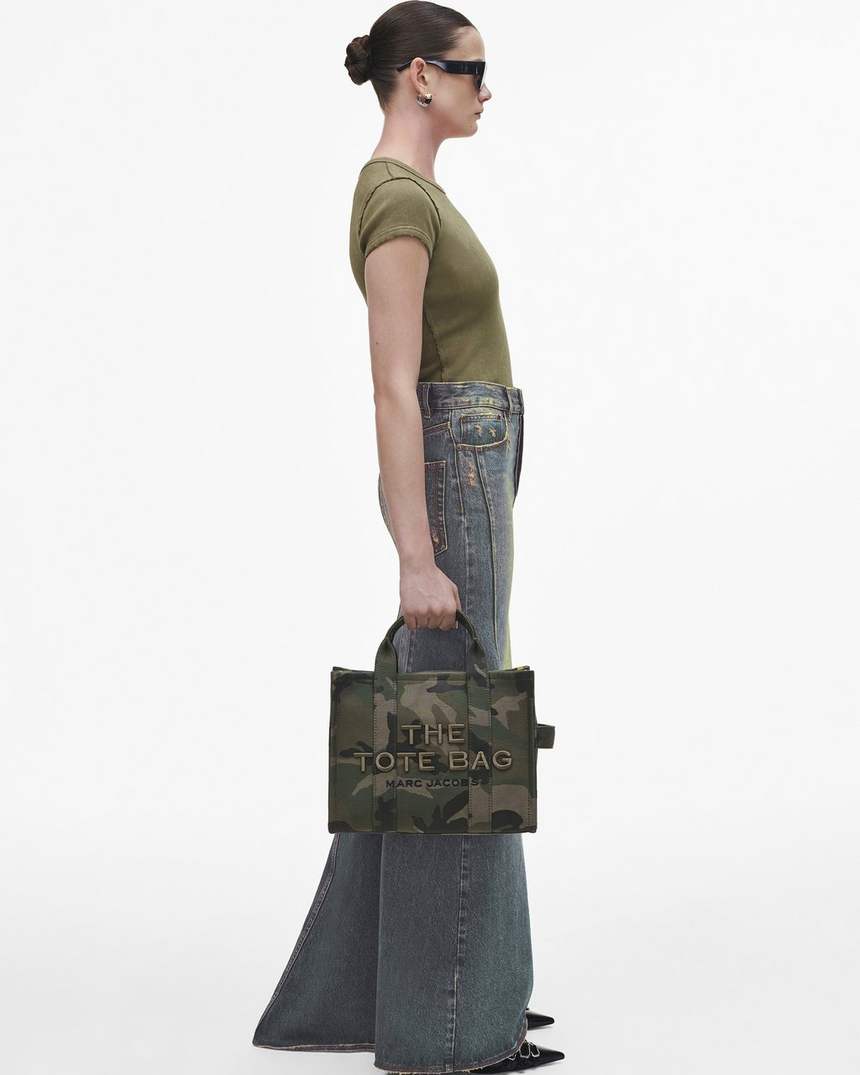 bolsa tote média camuflada em jacquard