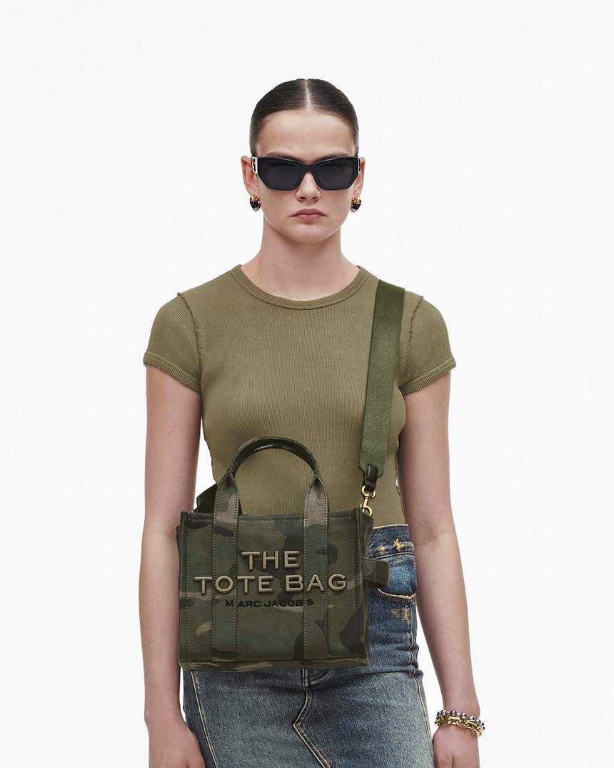 bolsa tote pequena camuflada em jacquard