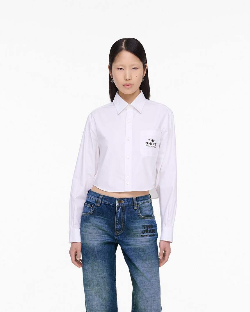 a camisa cropped feminina